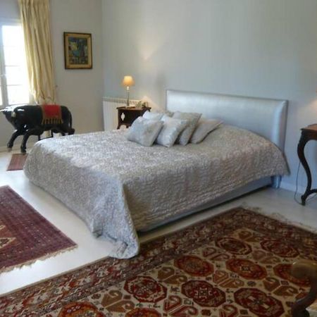 Villa Les Templiers - Petit BIZERTY 36 pers  à Saint-Gilles  Extérieur photo
