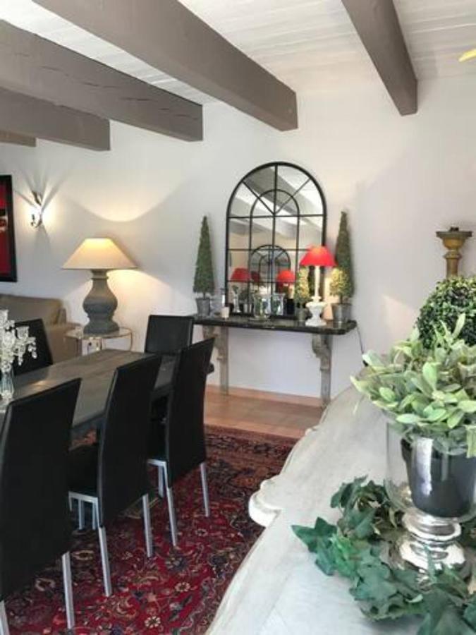 Villa Les Templiers - Petit BIZERTY 36 pers  à Saint-Gilles  Extérieur photo